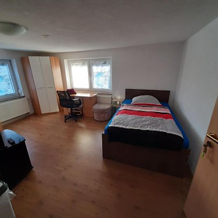 Biberach-Riss-Zimmer-Frei, Einzel-Zimmer Bad Kueche Birkenhard Экстерьер фото