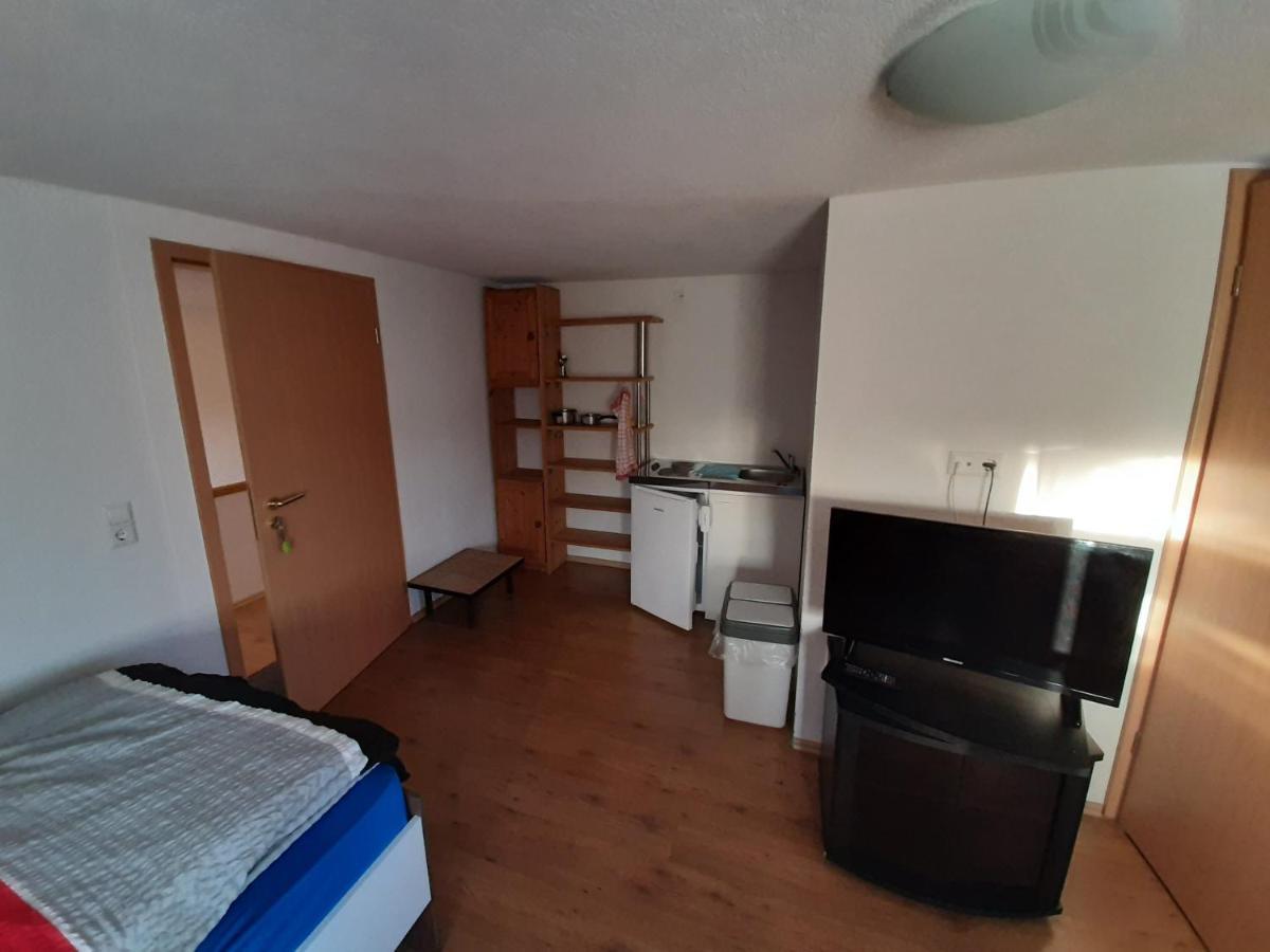 Biberach-Riss-Zimmer-Frei, Einzel-Zimmer Bad Kueche Birkenhard Экстерьер фото