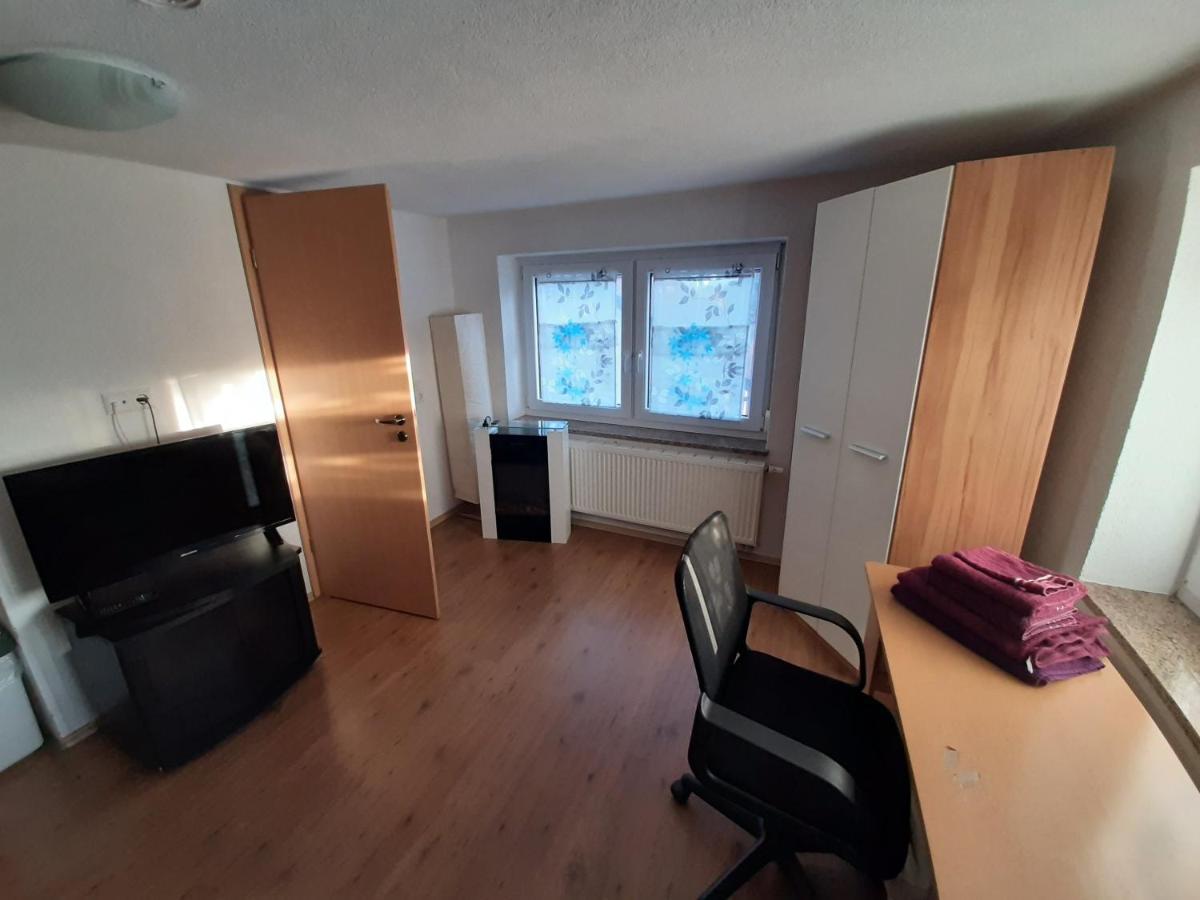 Biberach-Riss-Zimmer-Frei, Einzel-Zimmer Bad Kueche Birkenhard Экстерьер фото